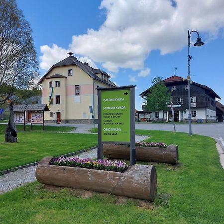 Wellness Chata Rosnatka Kvilda Bagian luar foto